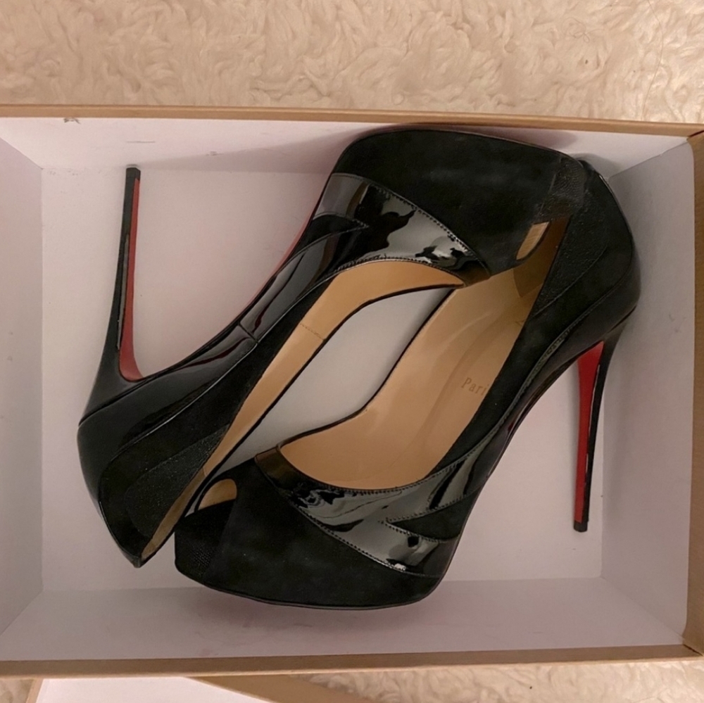 Christian Louboutin YOULAPEEP 120 Peep Toe 👀 Rare Hard to Find Style 👀 40.5